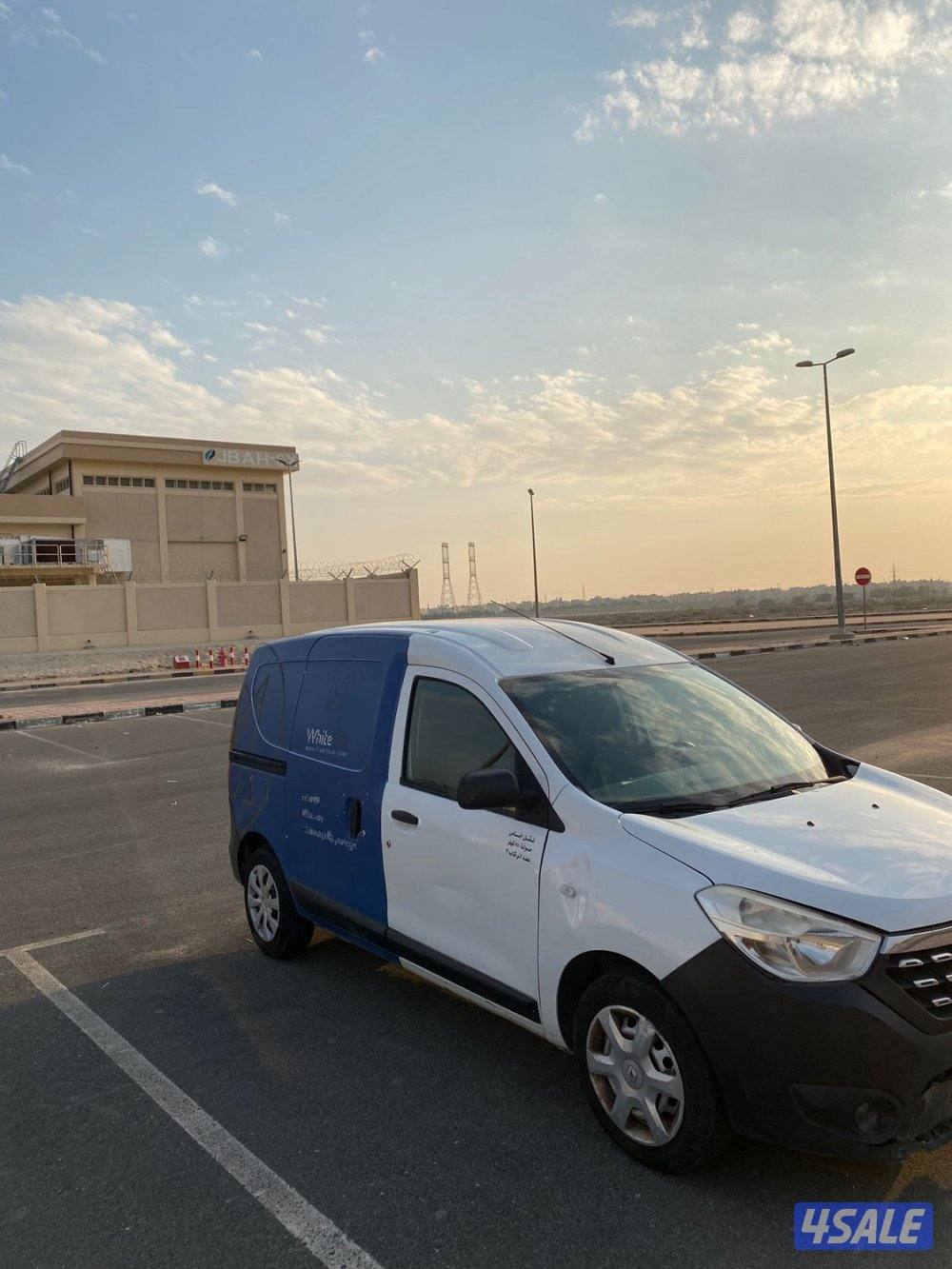 بوكس مقفل رينو20192