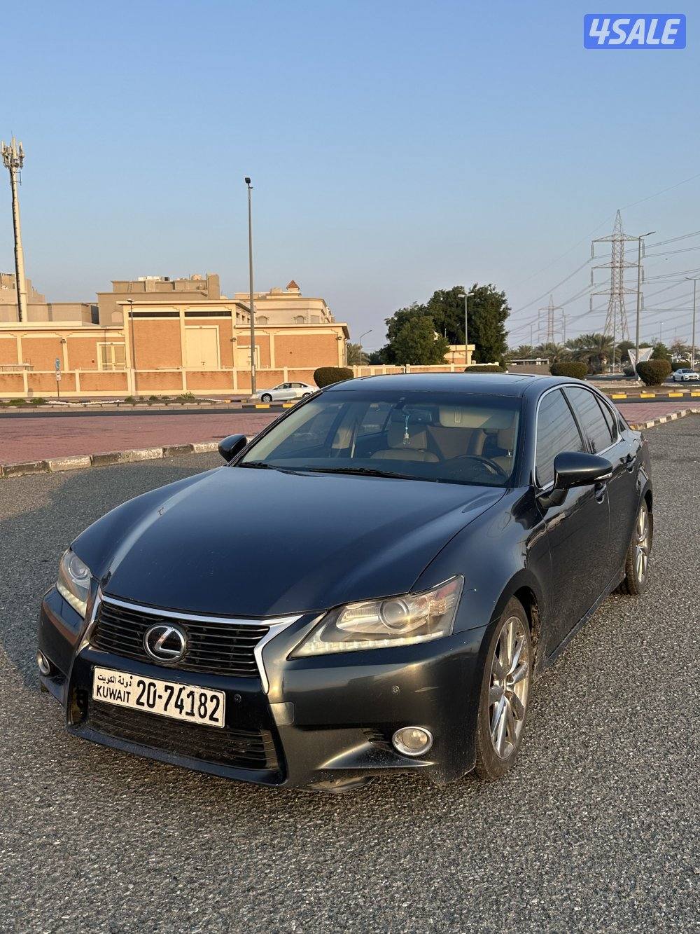 للبيع لكزس1