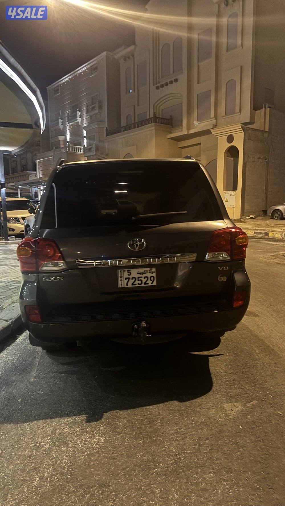 لاندكروزر ٢٠١٤ ماشي ٢٢٣2