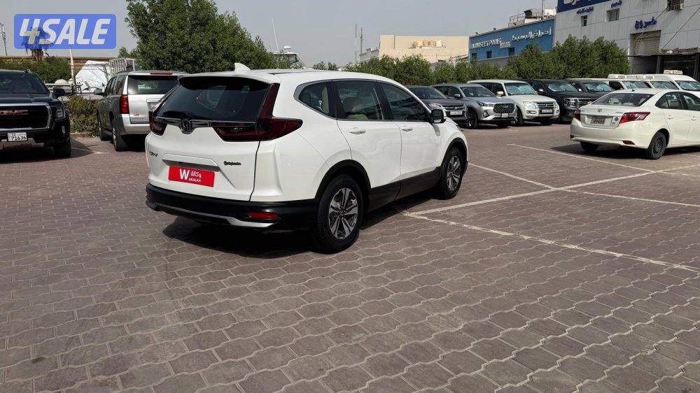 هوندا CRV - 2021 بحالة ممتازة عداد 132 الف3