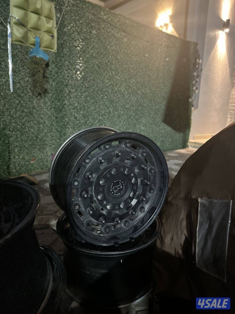 رنغات بااك رينو اصليه شبه جديدهالتواصل على الواتس اب فقط1