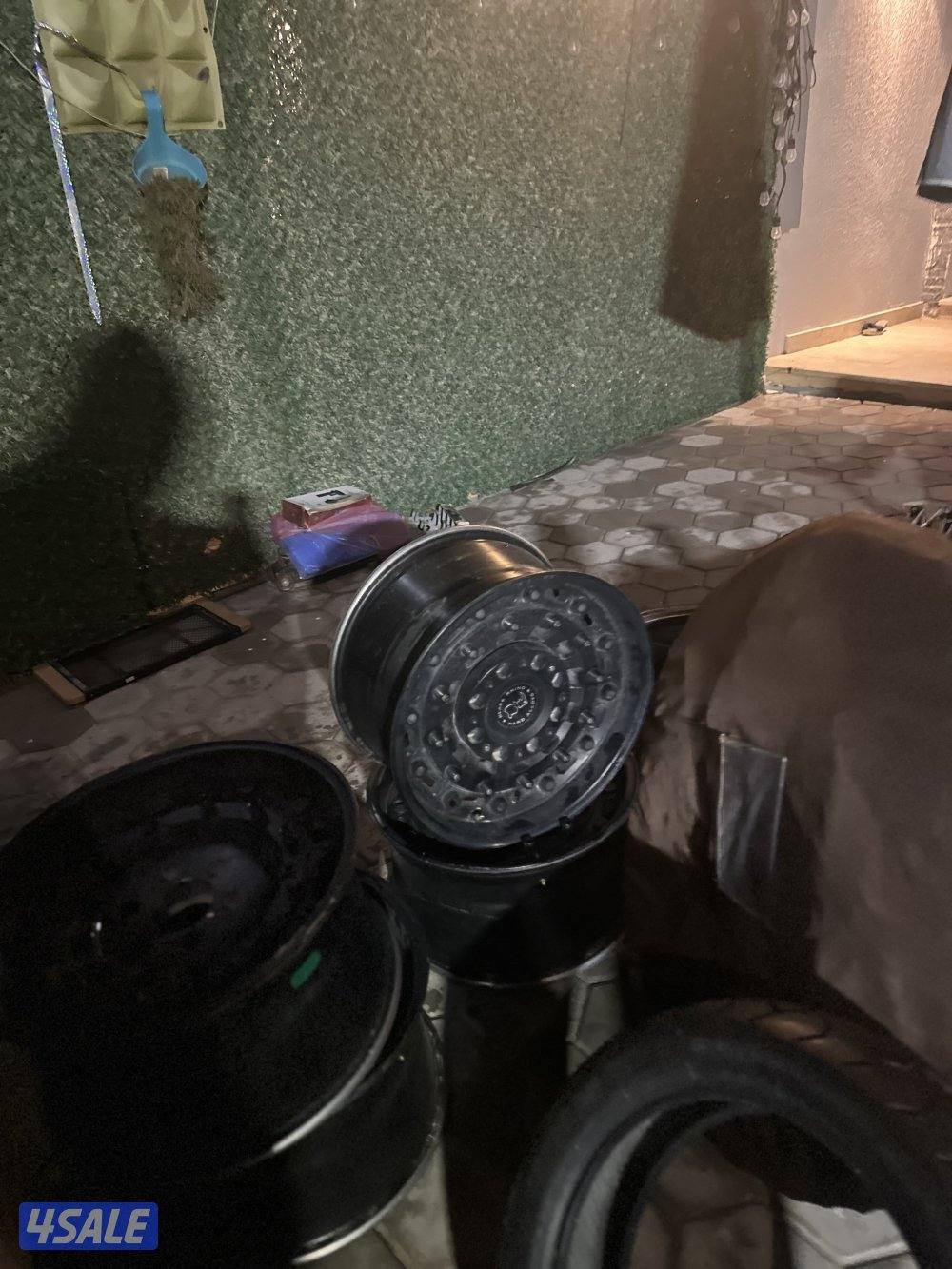 رنغات بااك رينو اصليه شبه جديدهالتواصل على الواتس اب فقط3