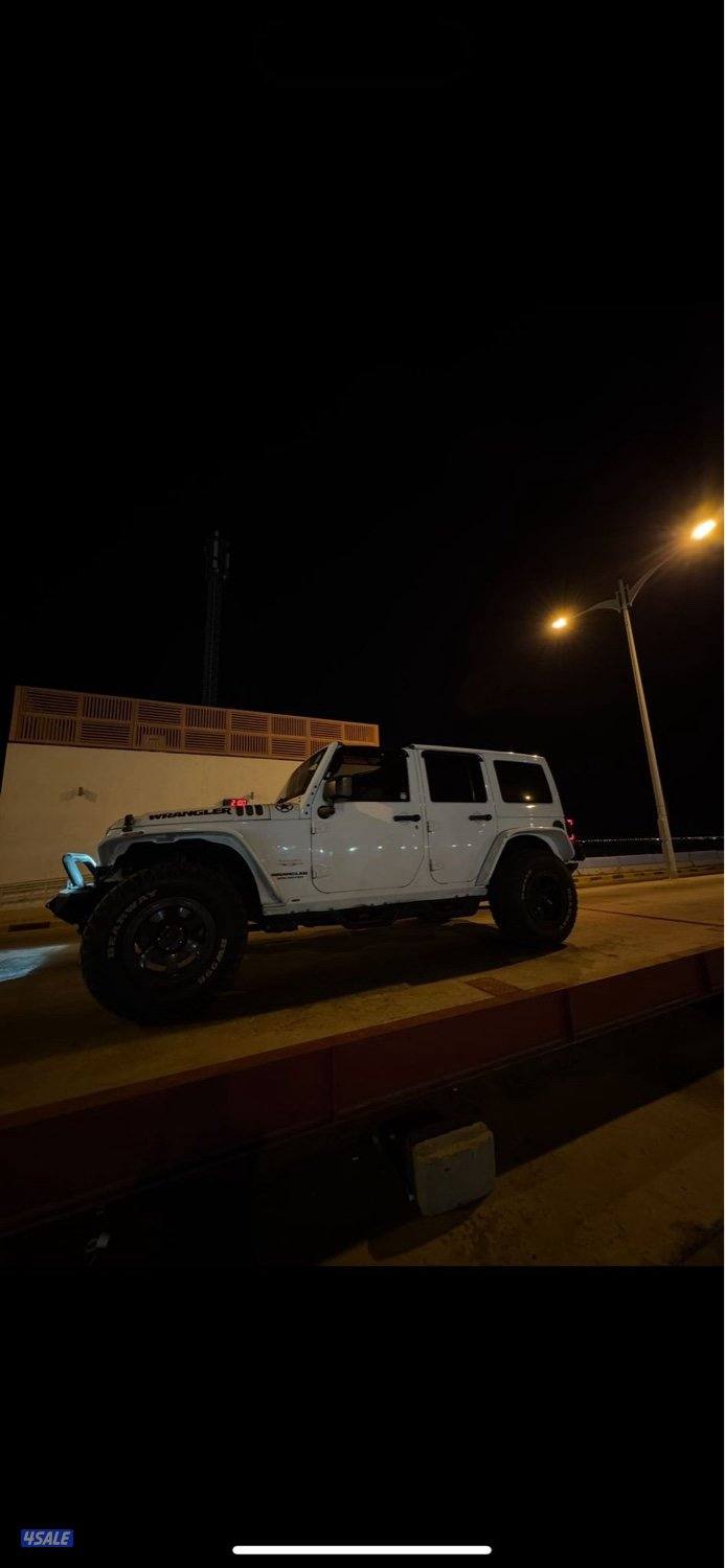 للبيع جيب رانجلر 2015 شرط الفحص7