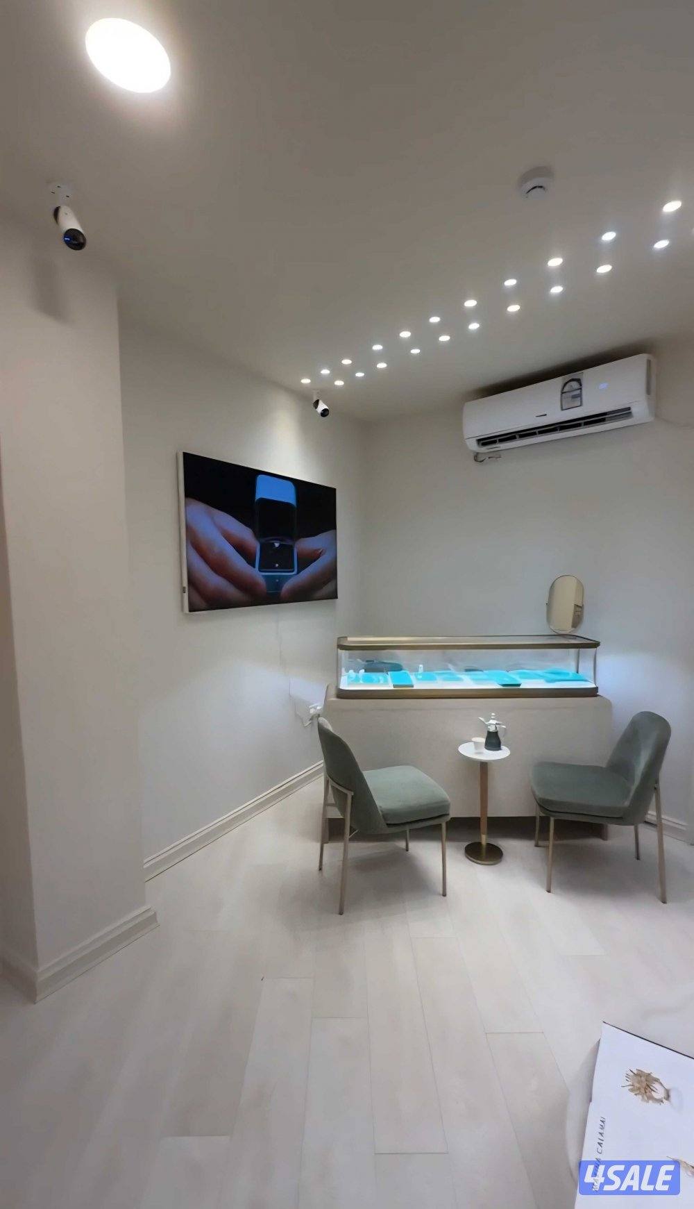 سوق الذهب في شارع سعود بن عبد العزيز في سوق المباركية2