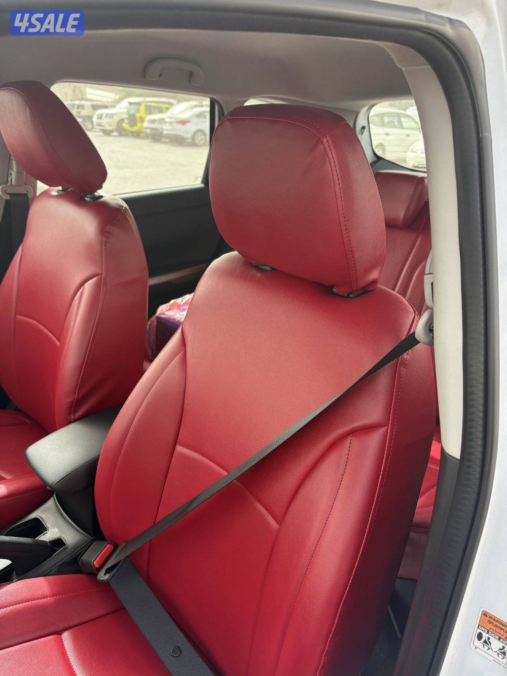 للبيع جيب فيتارا كامل الموصفات 4+41