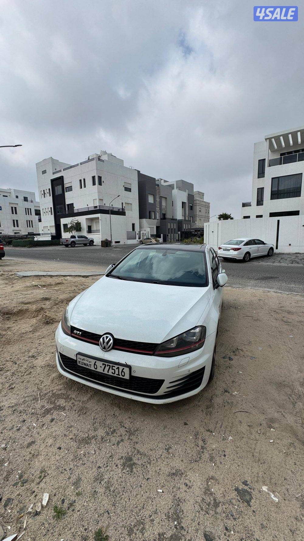 للبيع Golf VW موديل 20151