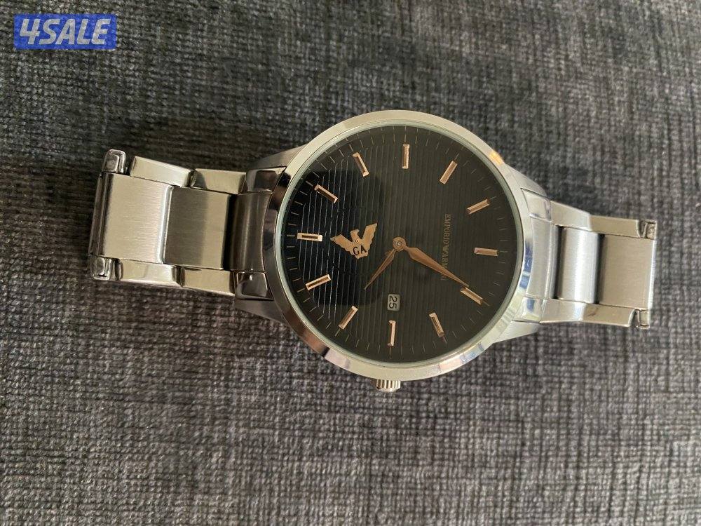 للبيع ساعه أرماني0