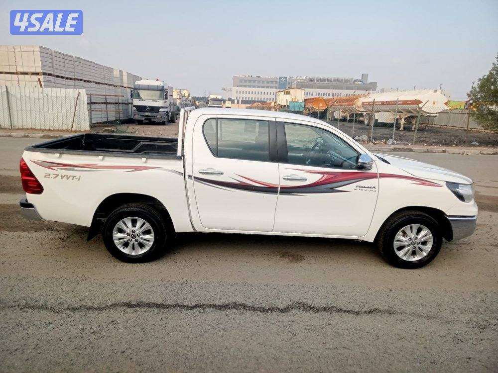 تويوتا هايلوكس 20233