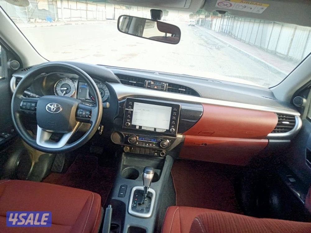 تويوتا هايلوكس 20235