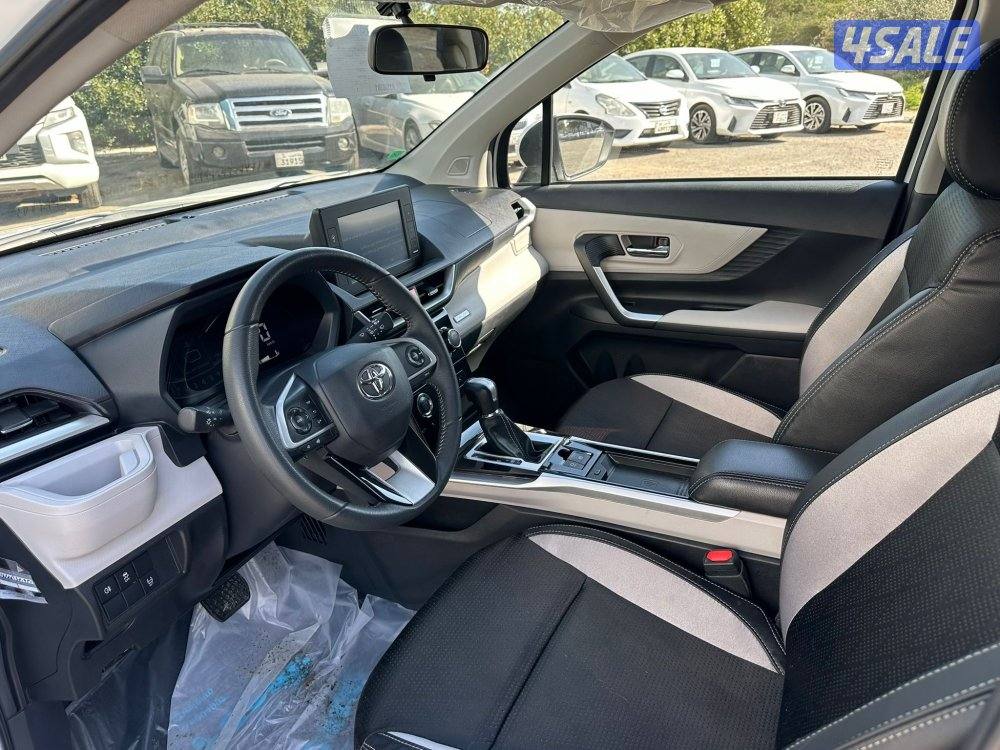 البيع تايوتا بكس فيلوز طراز 20246