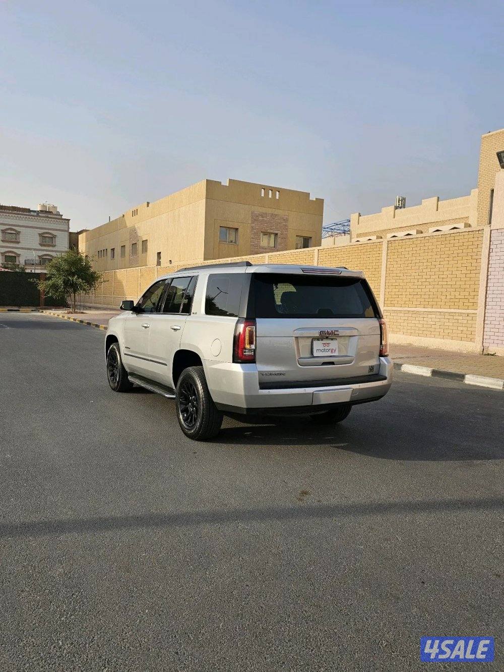 GMC Yukon SLE  20200