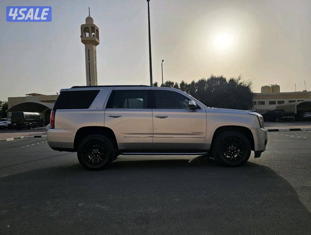 GMC Yukon SLE  20202