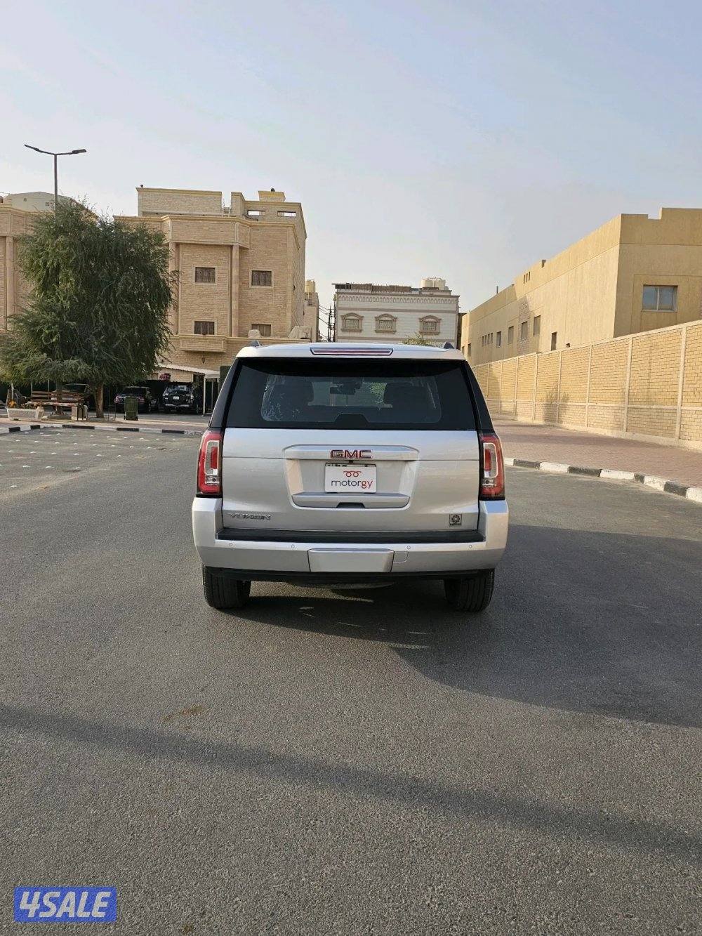 GMC Yukon SLE  20204