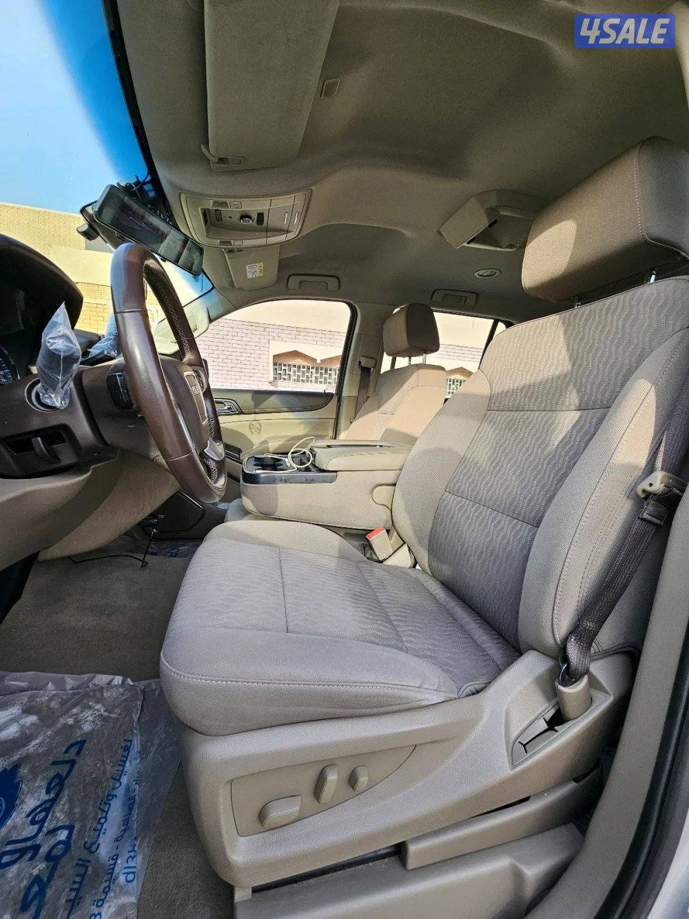 GMC Yukon SLE  20208