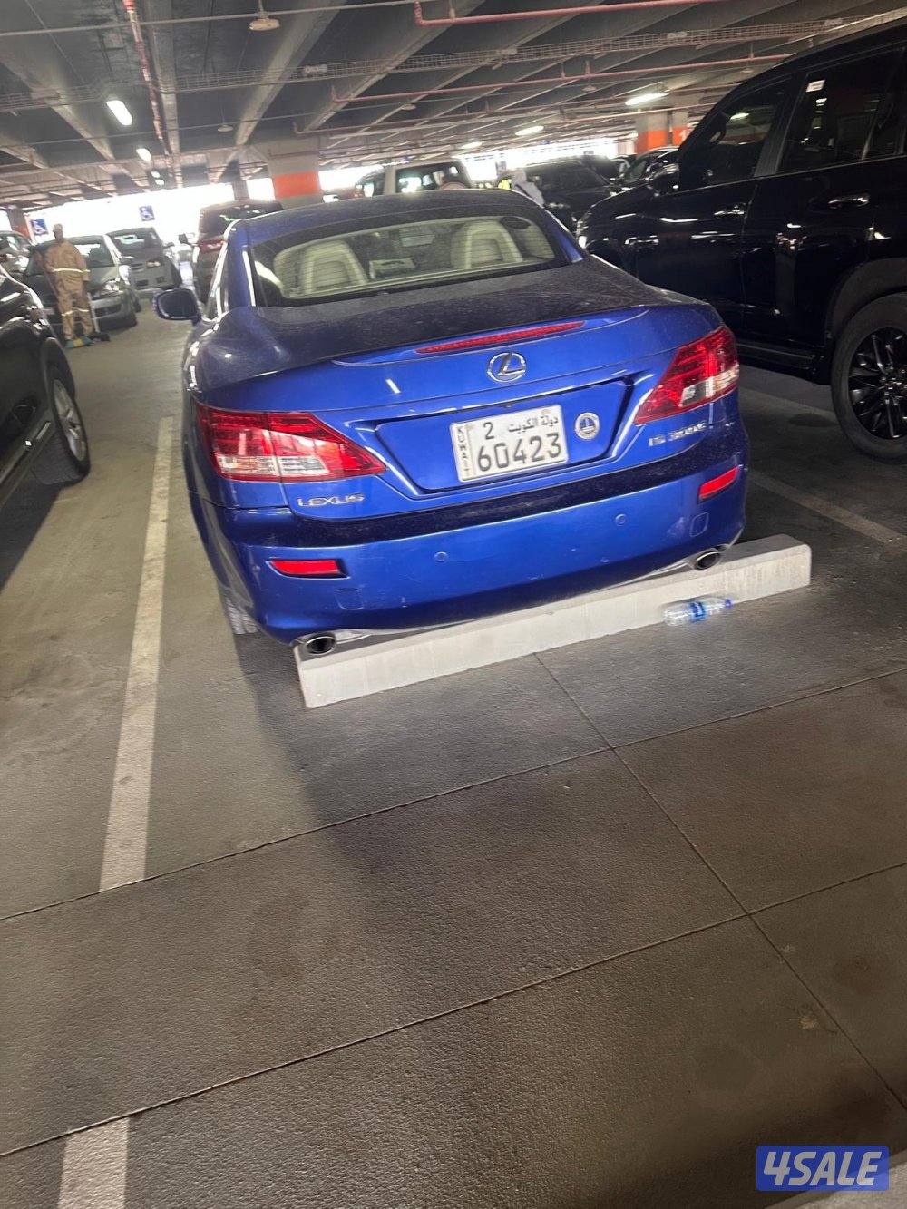 ليكزس IS 300 c 20102