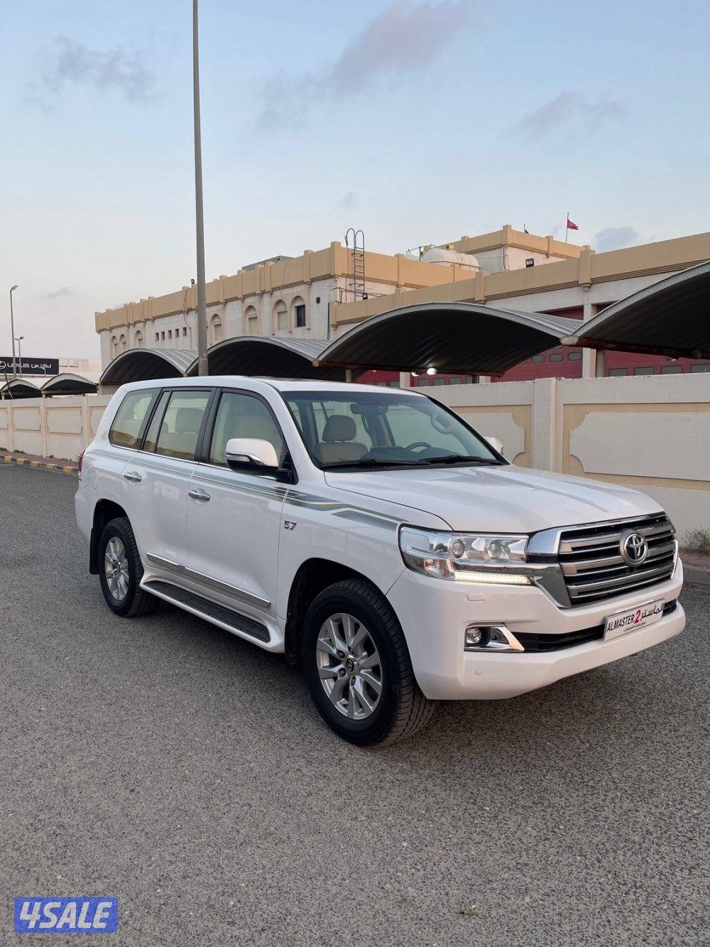 تويوتا لاند كروز VXR وارد قطر صبغ الوكاله شرط الفحص1