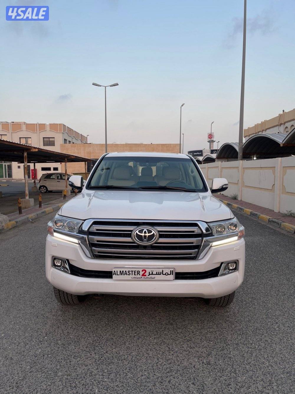 تويوتا لاند كروز VXR وارد قطر صبغ الوكاله شرط الفحص4