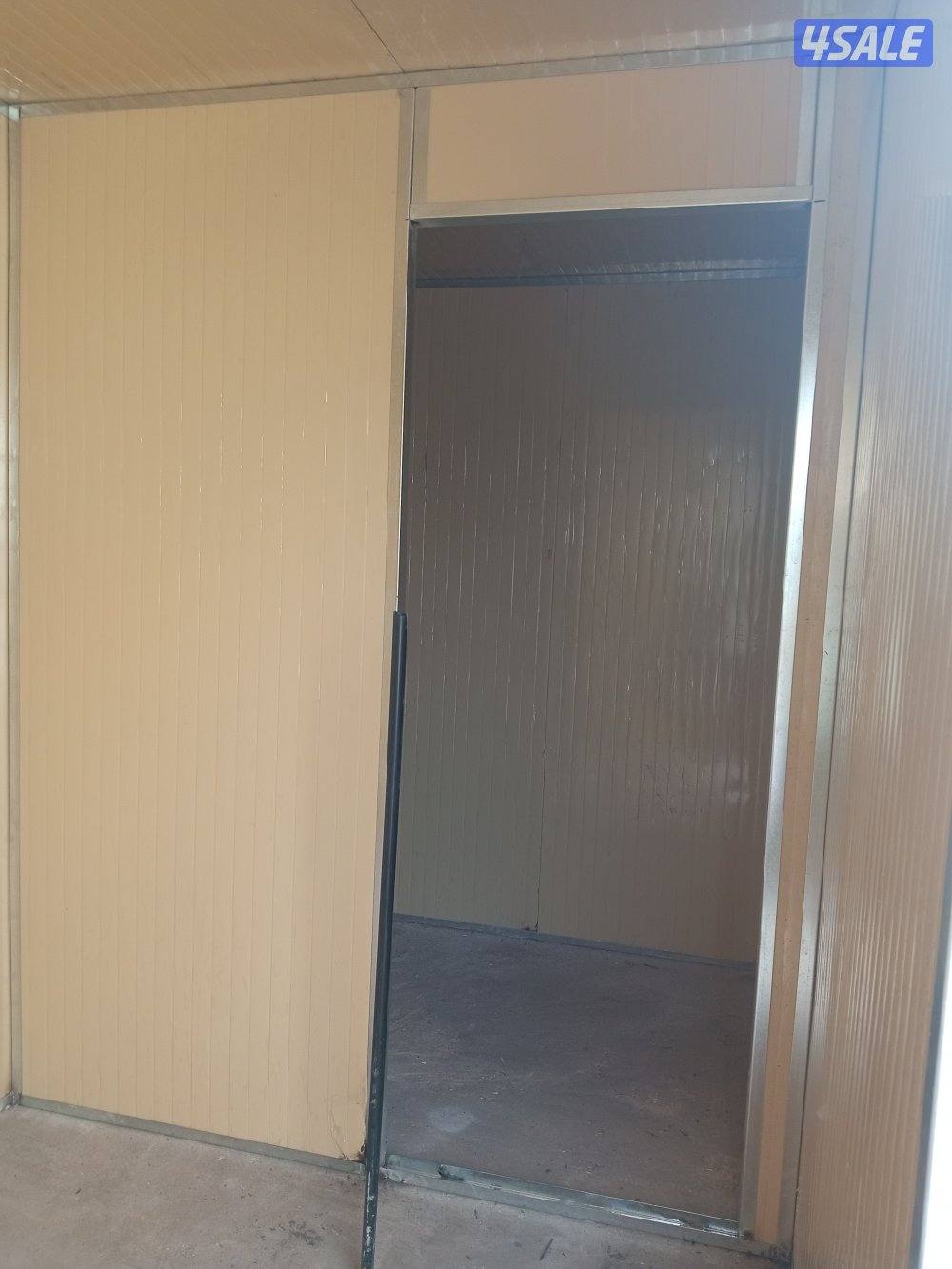 حداد مظلات أبواب غرف سندويتش بانل1