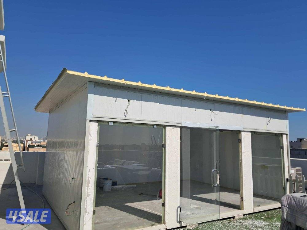 حداد مظلات أبواب غرف سندويتش بانل7