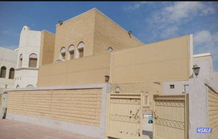 حداد مظلات أبواب غرف سندويتش بانل15