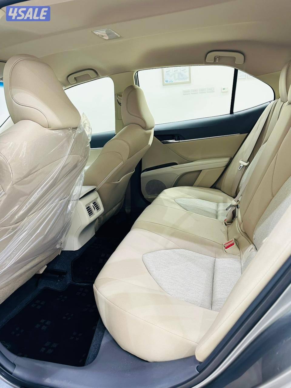 للبيع تويوتا كامري LE  2.5موديل 2023 عداد اصفار5