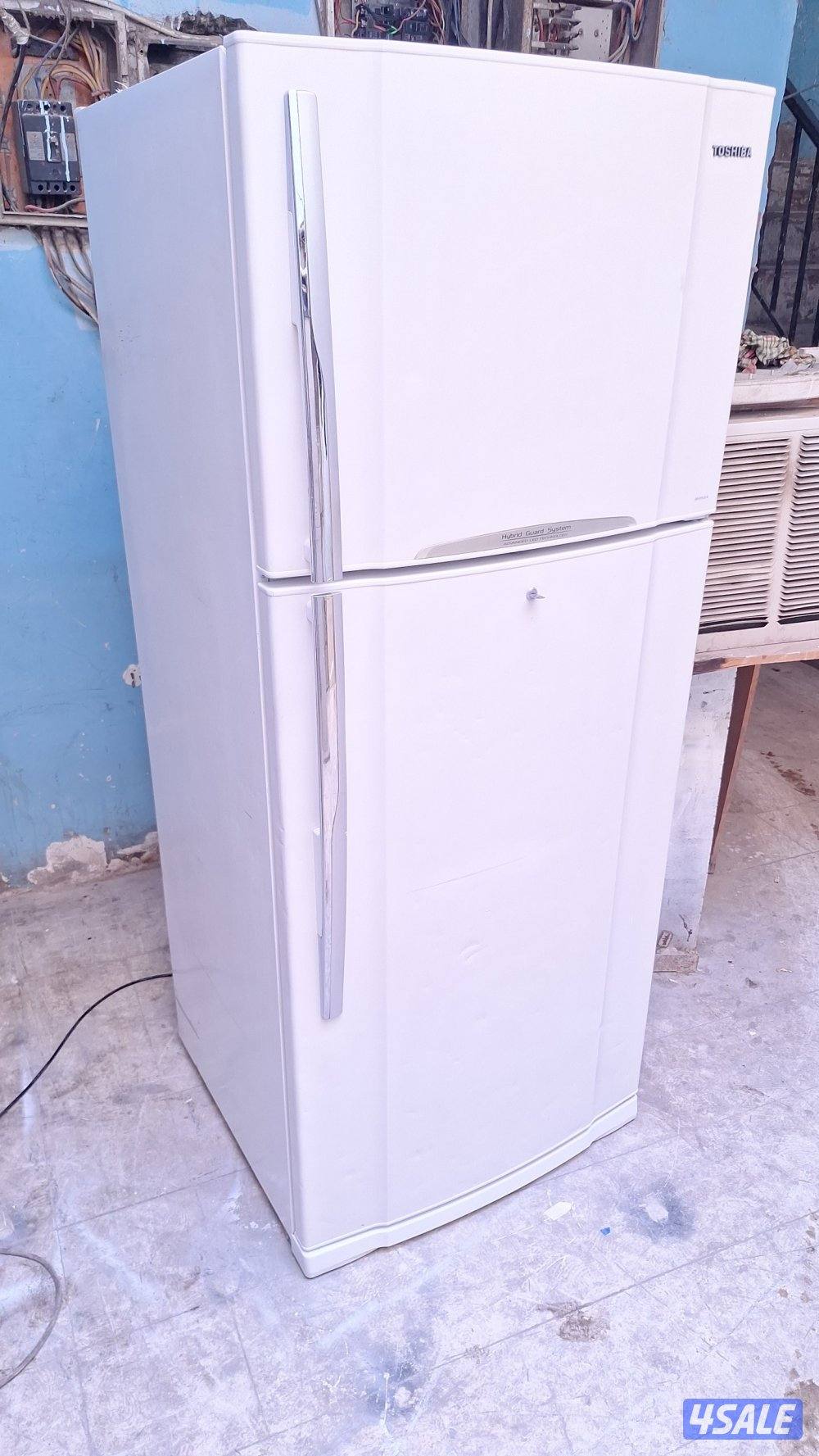 بيع ثلاجه توشيبا ياباني 24قدم بحاله ممتازه جدا مع التوصيل والكفاله3