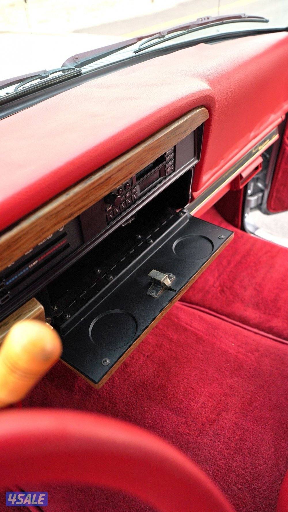 JEEP GRAND WAGONEER _199110