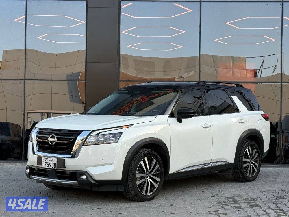 NISSAN PATHFINDER 4WD _ 2024 صبغ الوكالة1