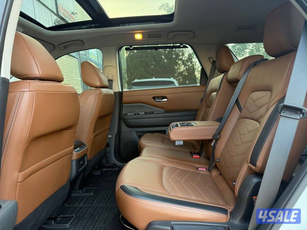 NISSAN PATHFINDER 4WD _ 2024 صبغ الوكالة9