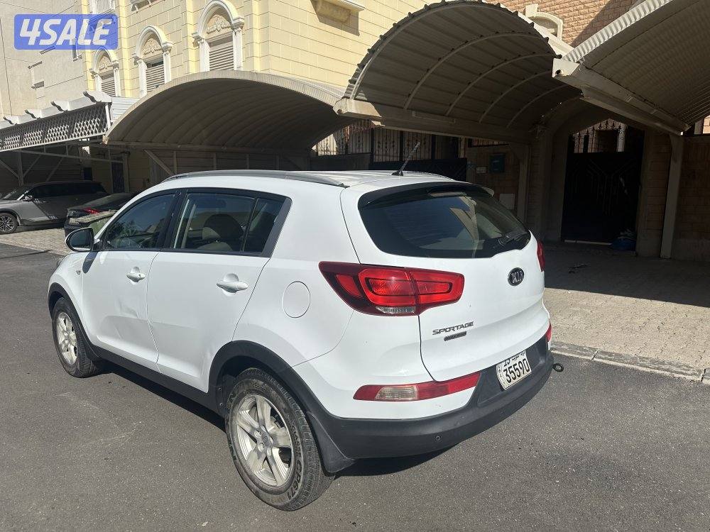 للبيع سبورتاج م2016 شرط الفحص ماشي 1989