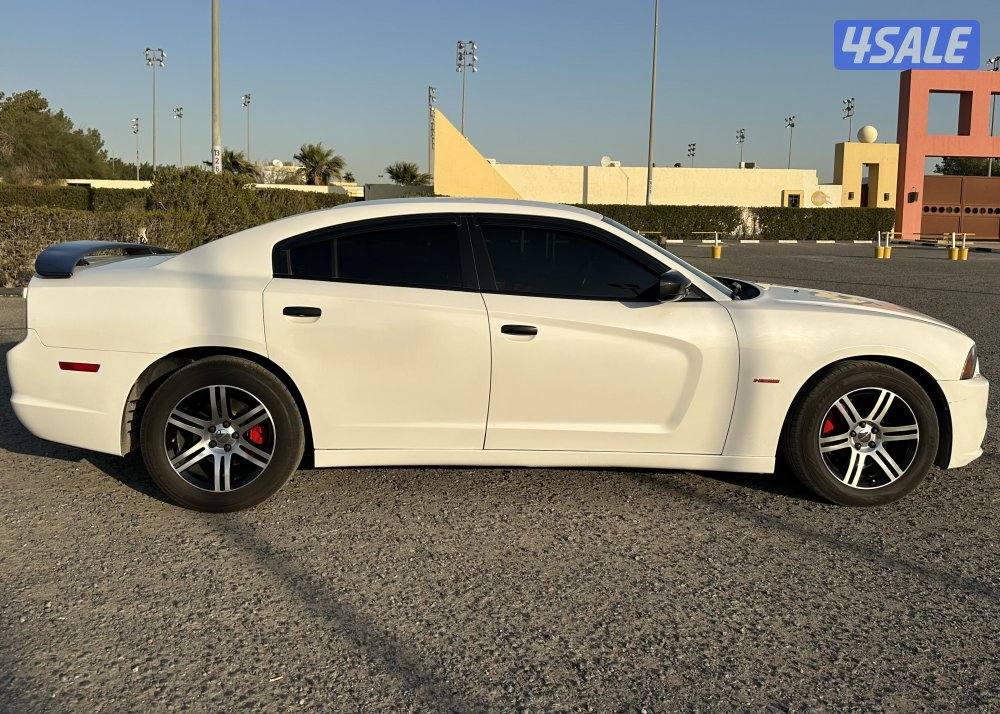 دودج تشارجر بحالة فوق الممتازة8