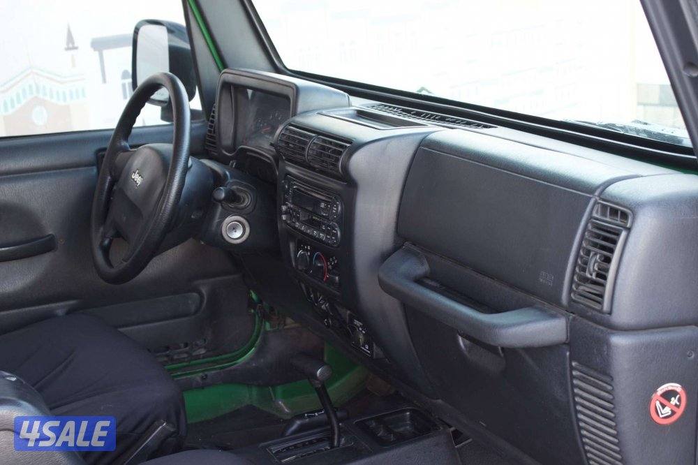 للبيع جيب رانجلر  موديل 20046