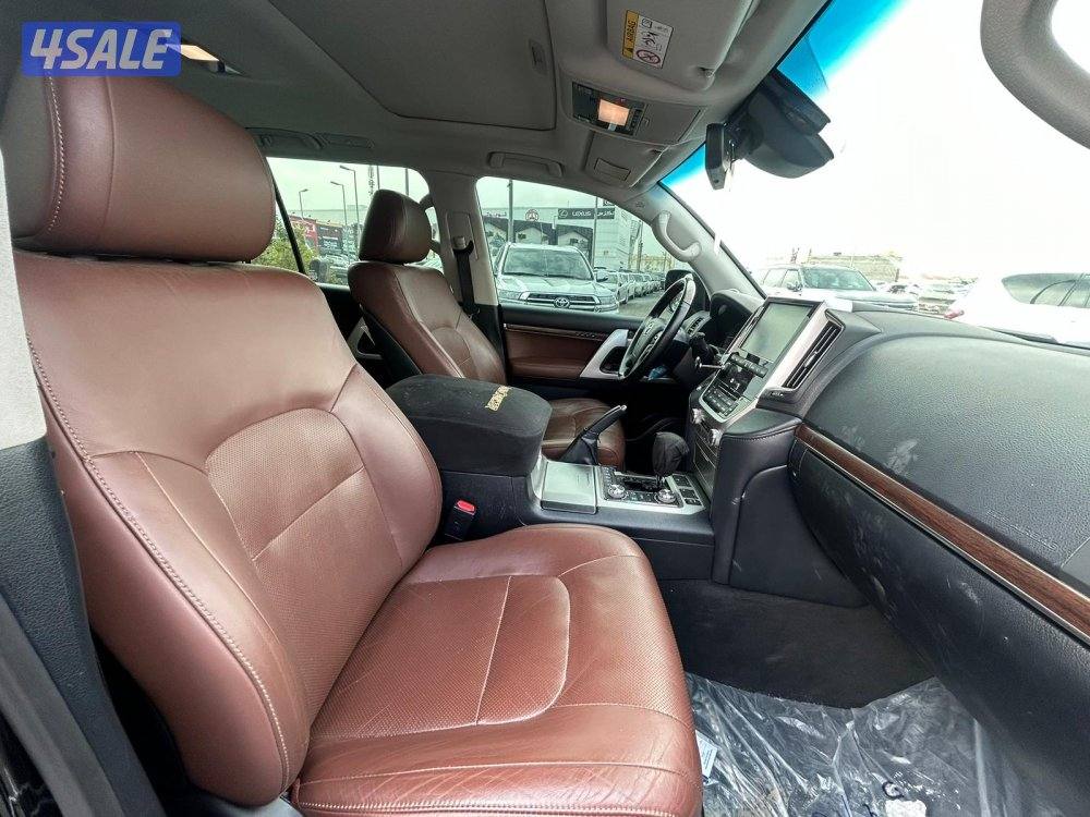 لاند كروزر VX.R -V8 5.7  موديل 2019 ماشى 266.000 k.m  وارد الساير7