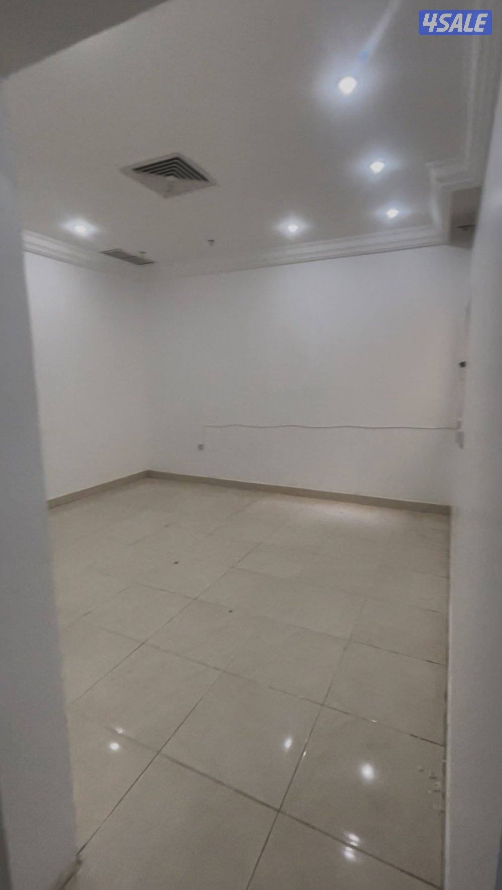 سعد العبدالله، قطعة ٤ شارع ٤٢١ منزل ٤3