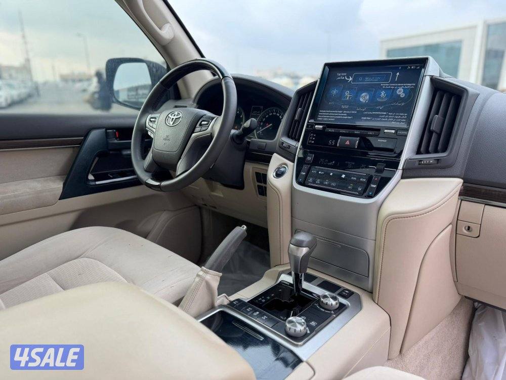 لاند كروزر GX.R-قراند تورينق .V8 موديل 2019 ماشى 250.000 k.m6