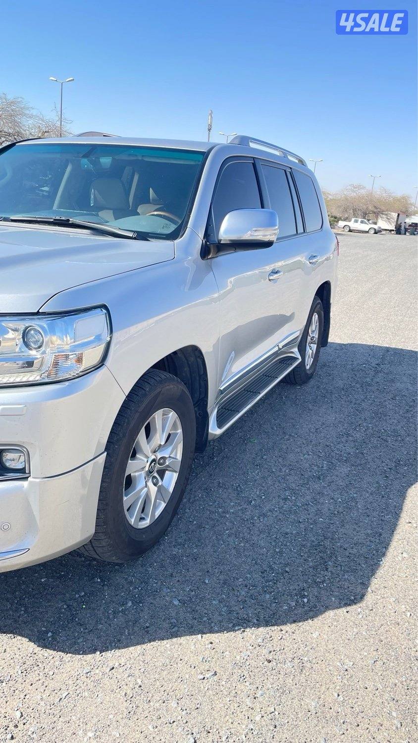 للبيع لاند كروز سرفس وكاله نظيف4