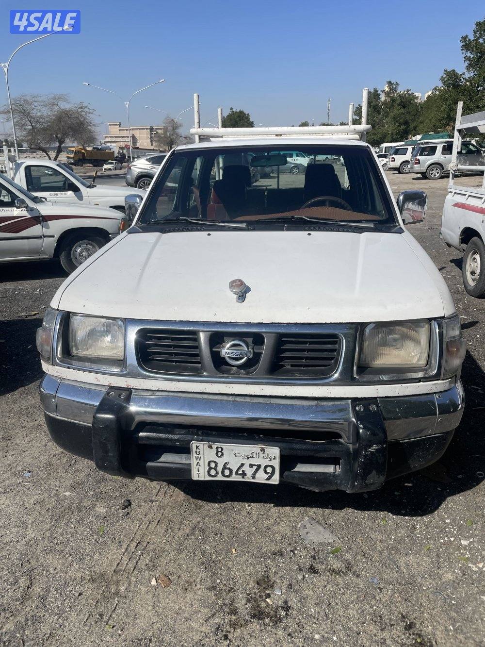 للبيع وانيت نيسان قير عادي اساس در GLجام كهربا(بيمه سنه) مودل19990