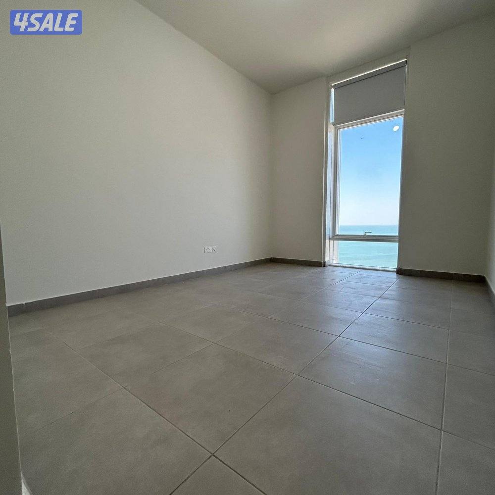 شقة نصف مفروشة اطلالة بحرية للايجار في دسمان3