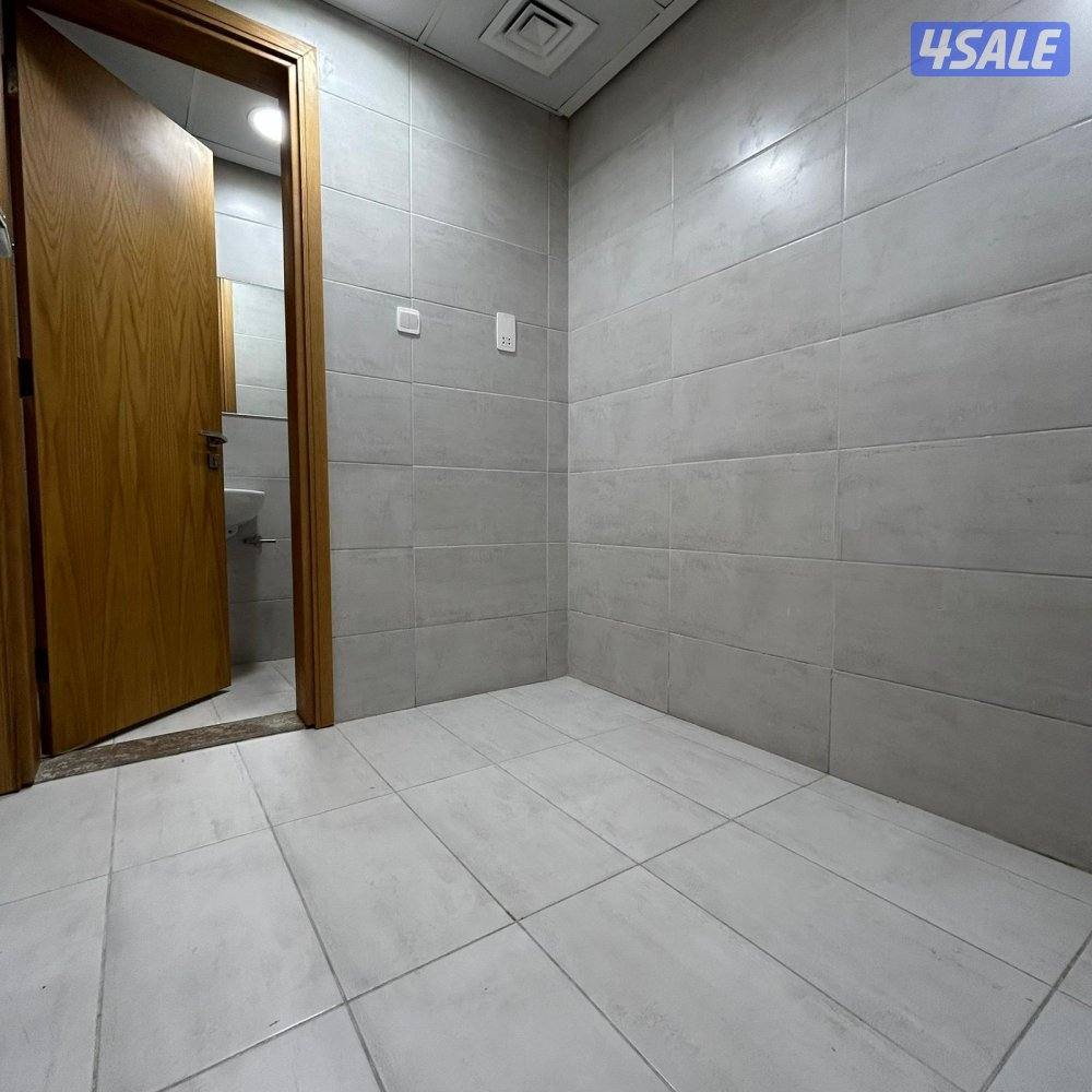 شقة نصف مفروشة اطلالة بحرية للايجار في دسمان5