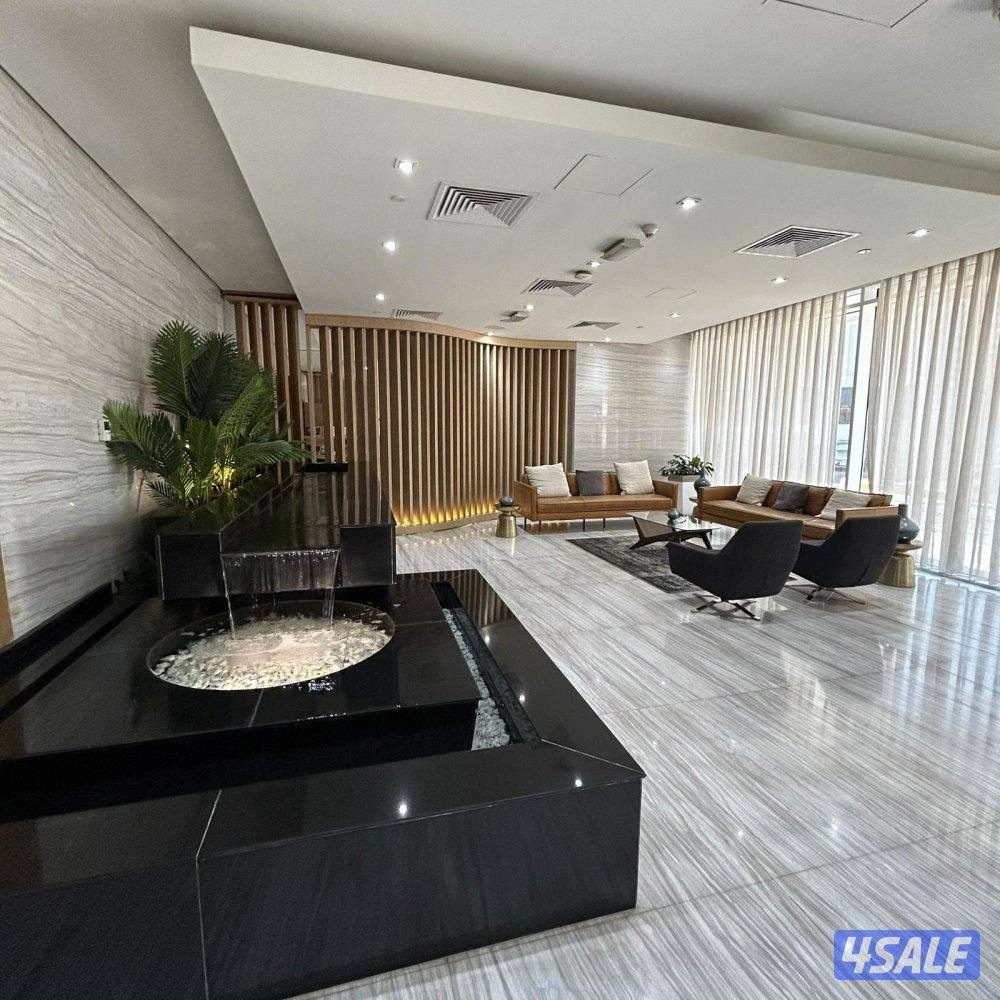 شقة نصف مفروشة اطلالة بحرية للايجار في دسمان10