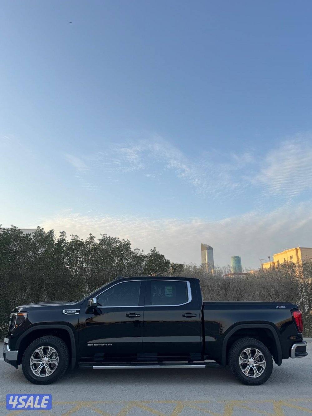 للبيع وانيت جي ام سي سيرا دبل قير 2024 SLE2