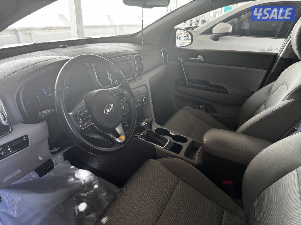 للبيع جيب كيا سبورتاج موديل 2017 ماشي187 صبغ الوكاله1