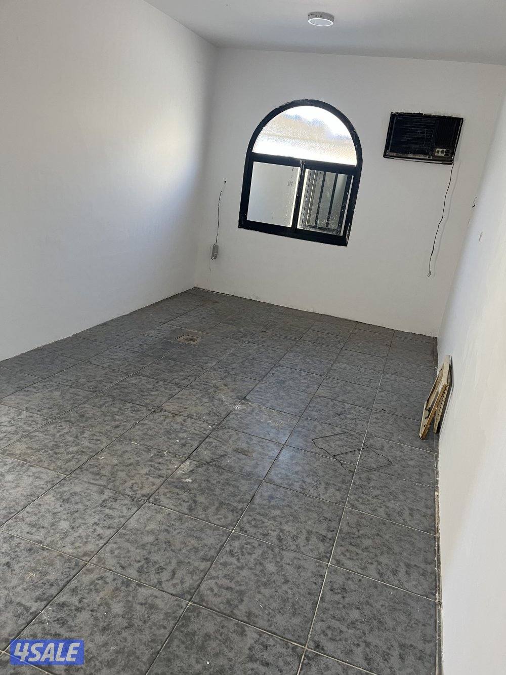 استديو للايجار في البيان2