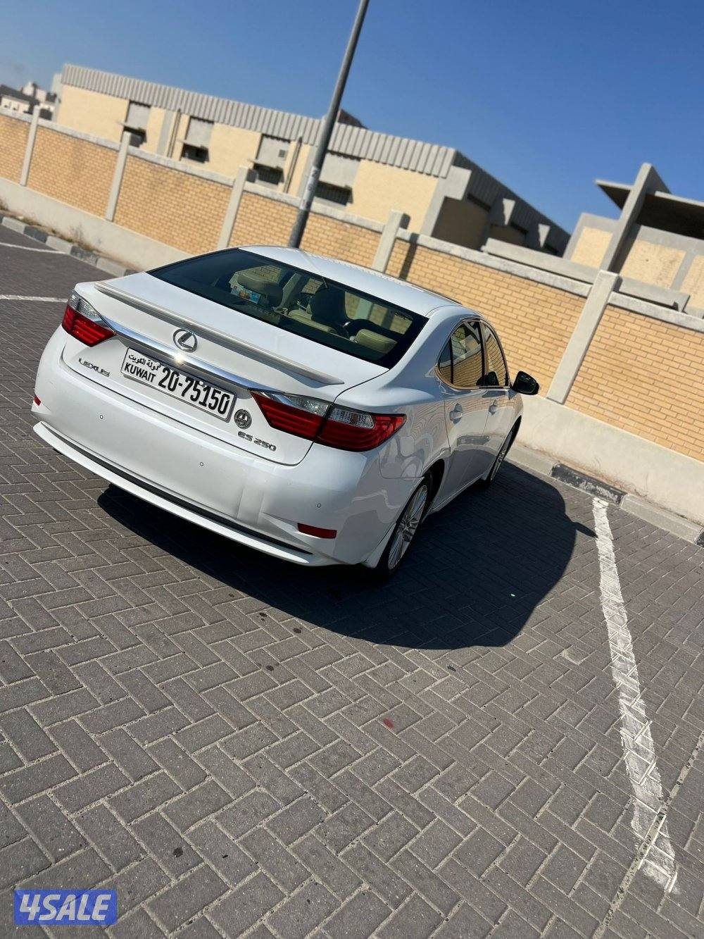 لكزز ES250 شرط فحص عداد2