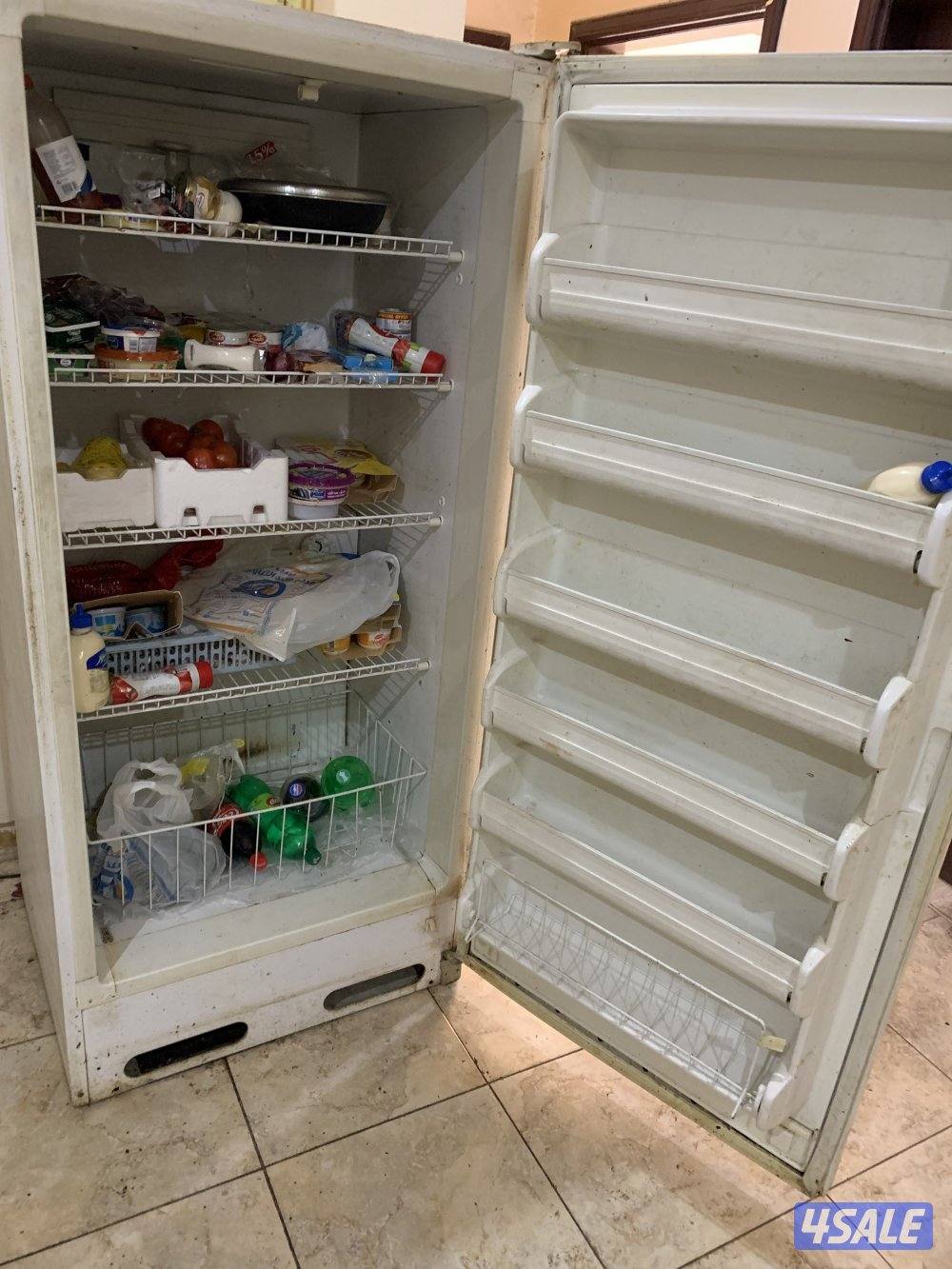 للبيع ثلاجه عامودي0