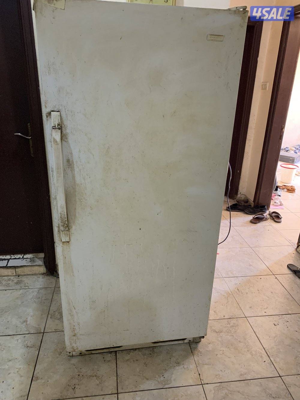 للبيع ثلاجه عامودي1