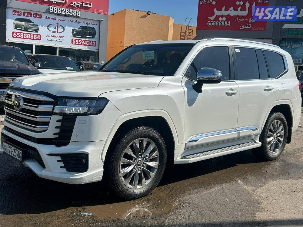 تويوتا لاند كروزر GX.R AEROs  twin turbo.V6 موديل 2023 ماشى 130.000 k.8