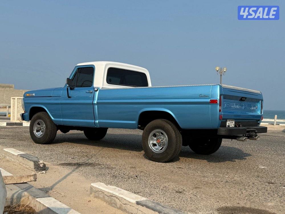 فورد F1003