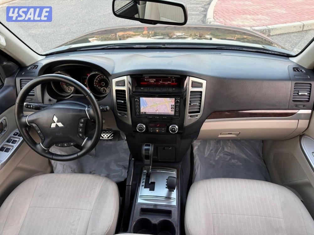 باجيرو 2022 فل اوبشن فتحه وثلاجه وخريطه ماشي 100 الف سيرفيس منتظم10