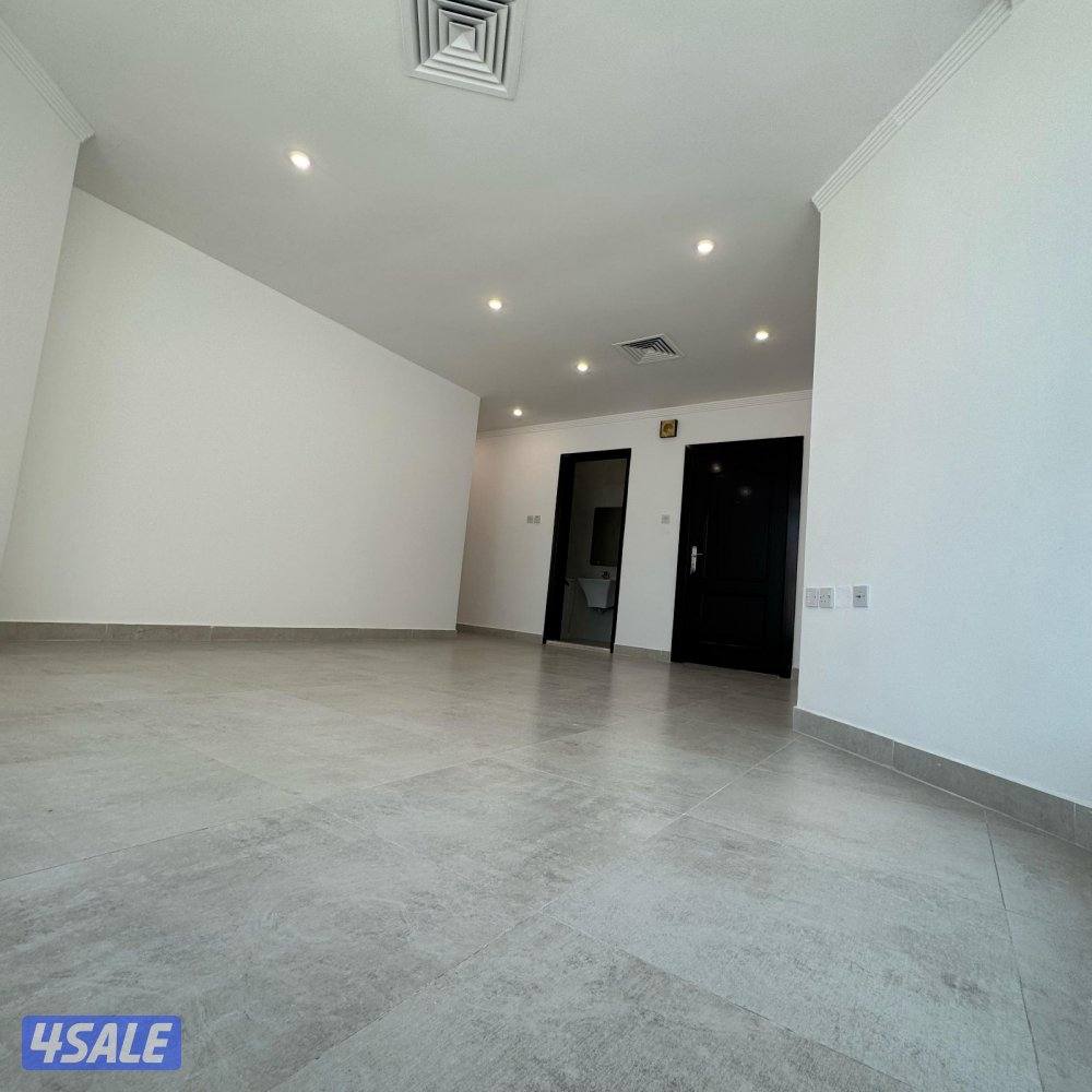 شقة اطلالة بحرية مع شهر مجاني للإيجار في السالمية1